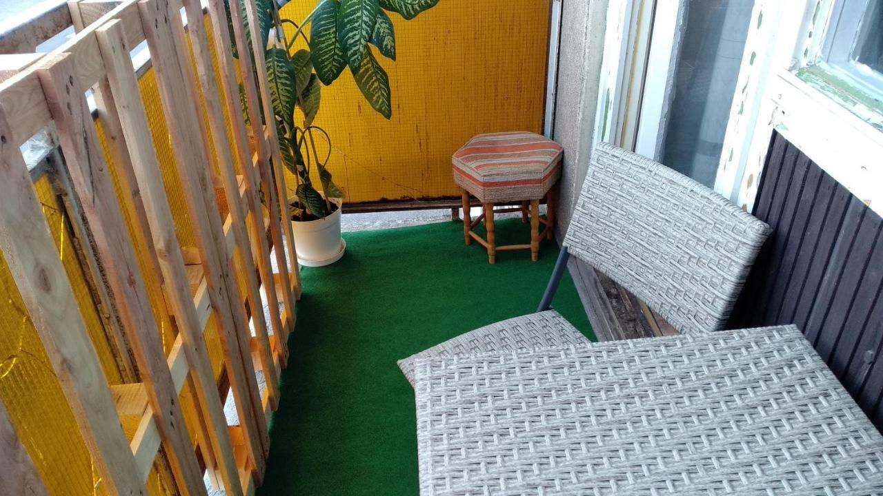 Gesztenyes Apartman Mişcolţ Exterior foto